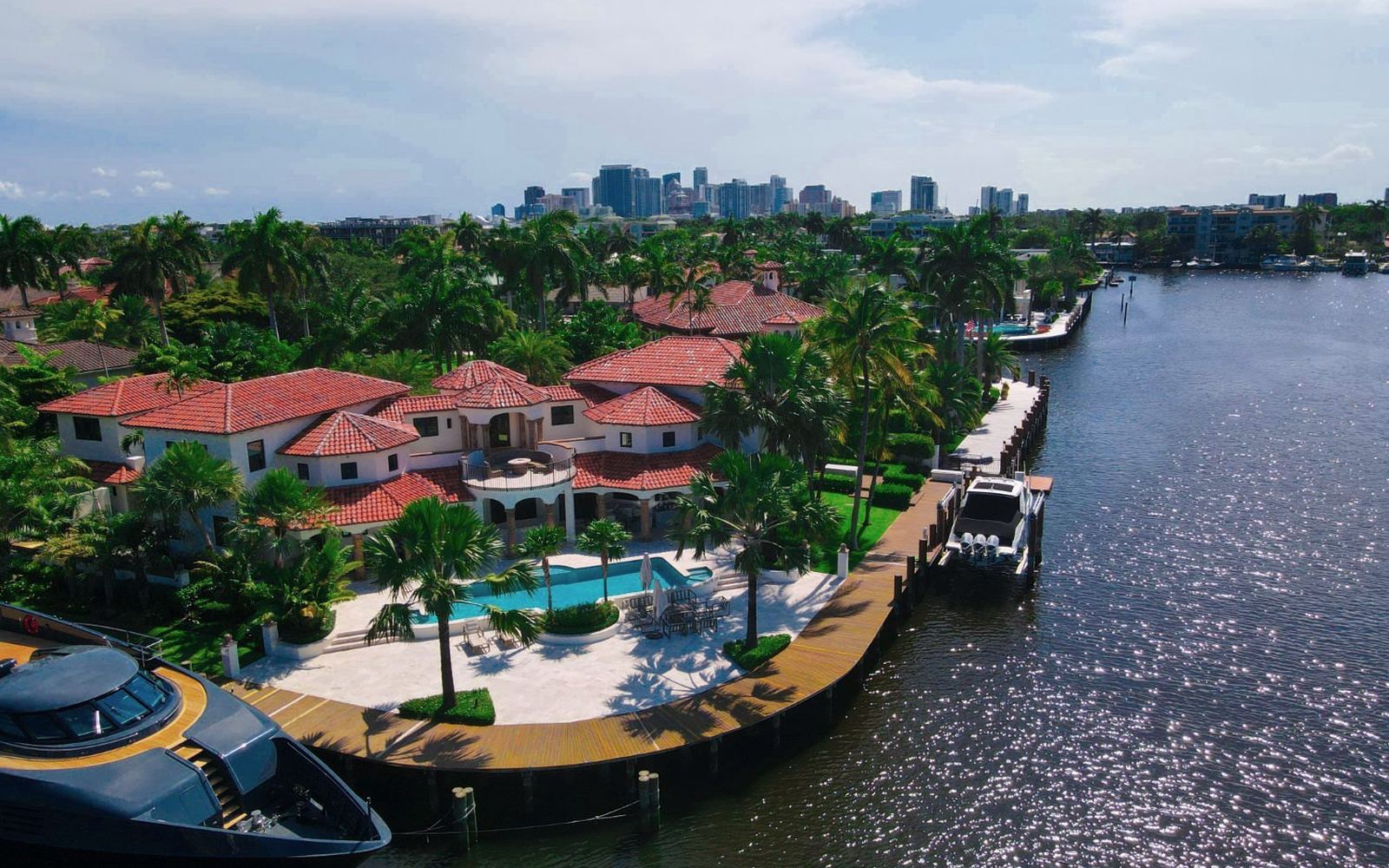 Waterfront & Boating — South Florida lifestyle real estate represented by XI Realty.
